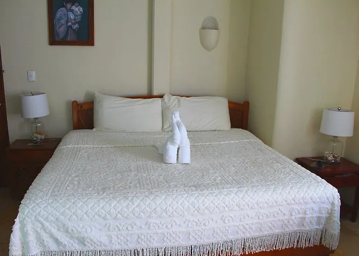 Boutique Delfin 5th Avenue Hotel 2*